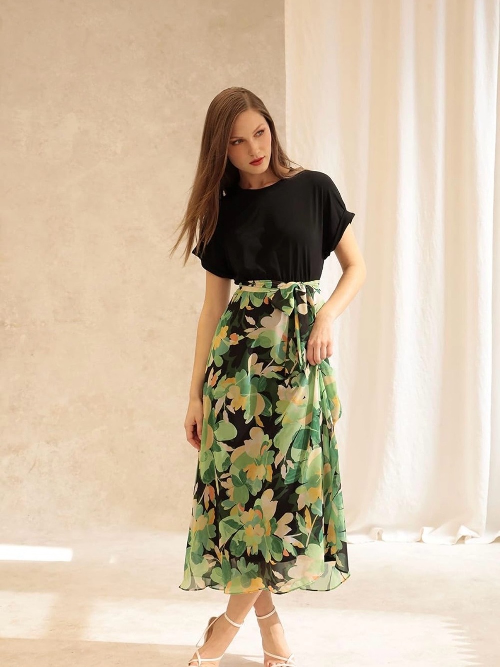 Donna Morgan Mixed Media Maxi Dress